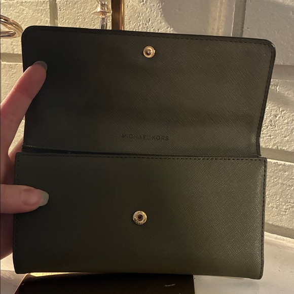 Michael Kors Olive Green Wallet with Gold Hardware - Picture 4 of 7